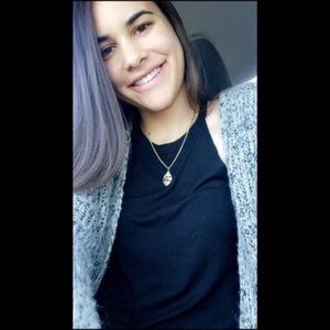 Meet your Posher, Laura